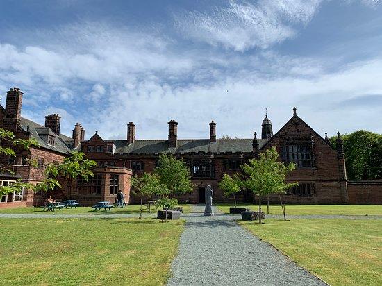 Garden Mindfulness at Gladstone Library